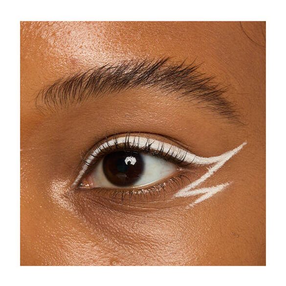 17 Wired White