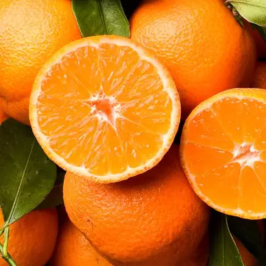 NYX Professional Makeup Juicy Boo Hair & Body Fragrance Mist scent top notes are of halved clementines and whole oranges representing top notes of juicy clementine, mango pulp, and golden berries.